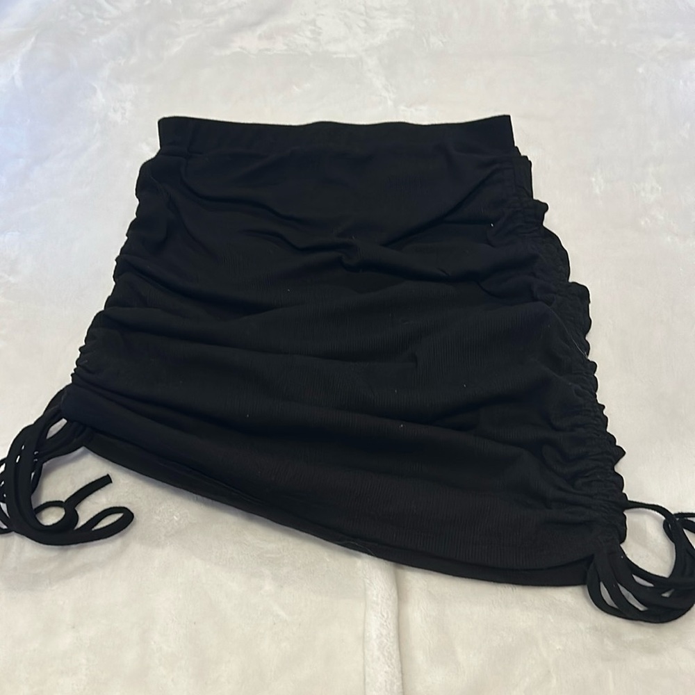 Black adjustable side tie skirt S